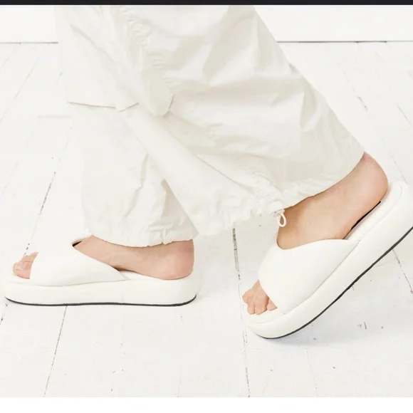 Simon Miller Taffy Slide w 4cm heel - Picture 5 of 12